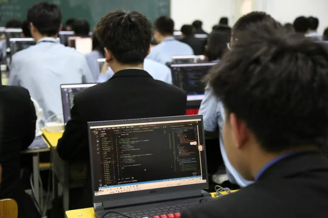 八維大數據專(zhuān)業(yè)