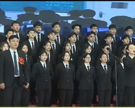 八維的風(fēng)采，八維的力量 