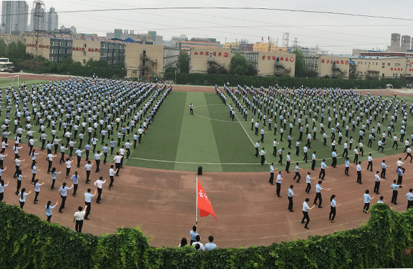 八維教育各專(zhuān)業(yè)早操