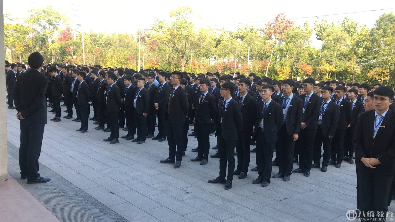 淺析新興媒體視域下對職業(yè)教育的影響